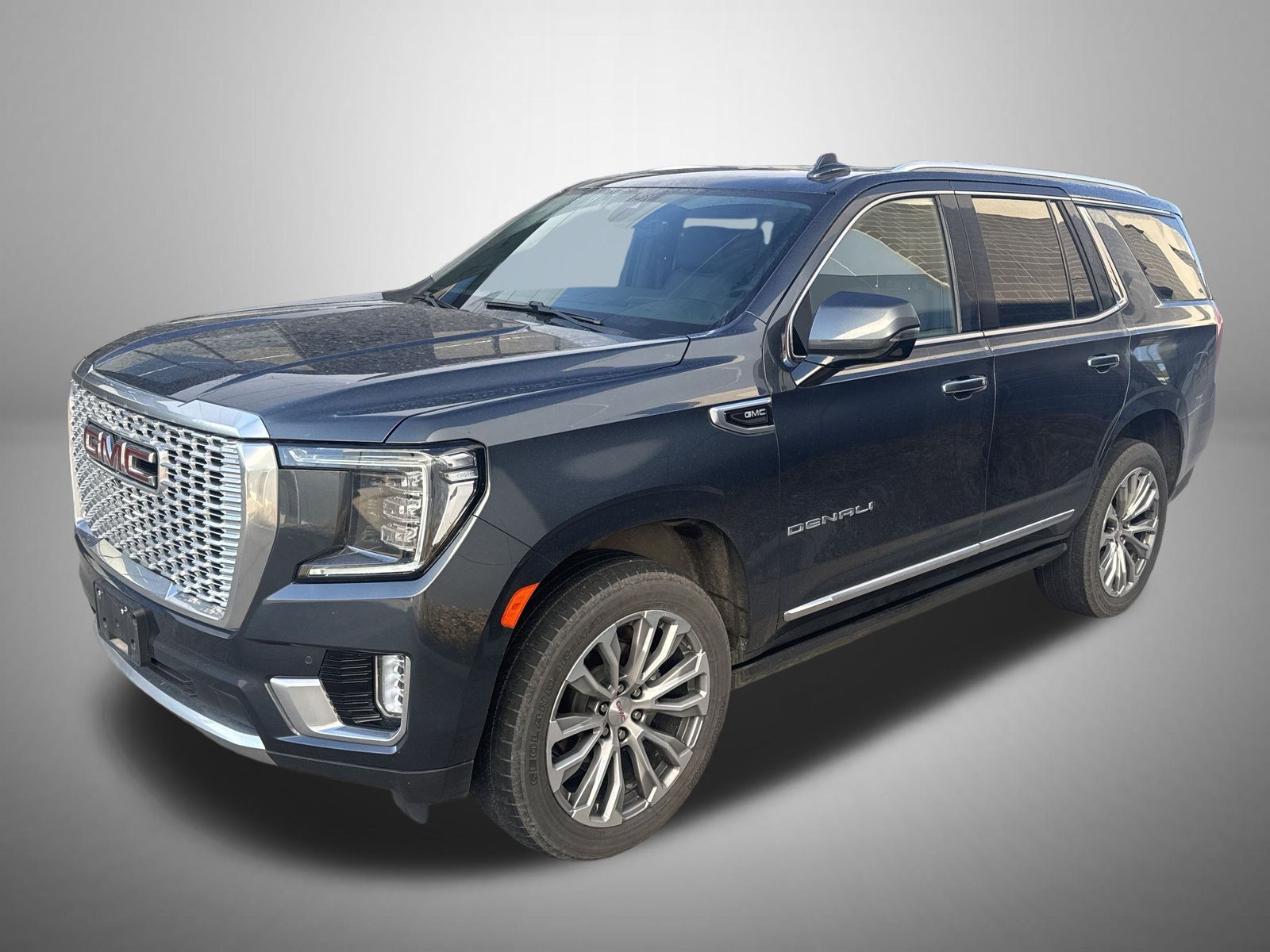 2021 GMC Yukon Denali's photo