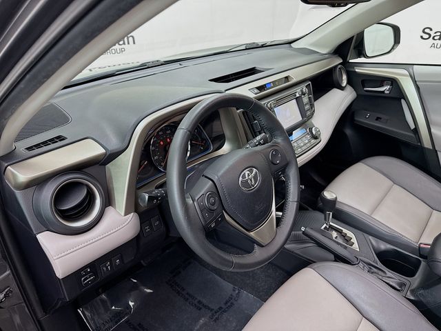 2013 Toyota RAV4 Limited photo 9