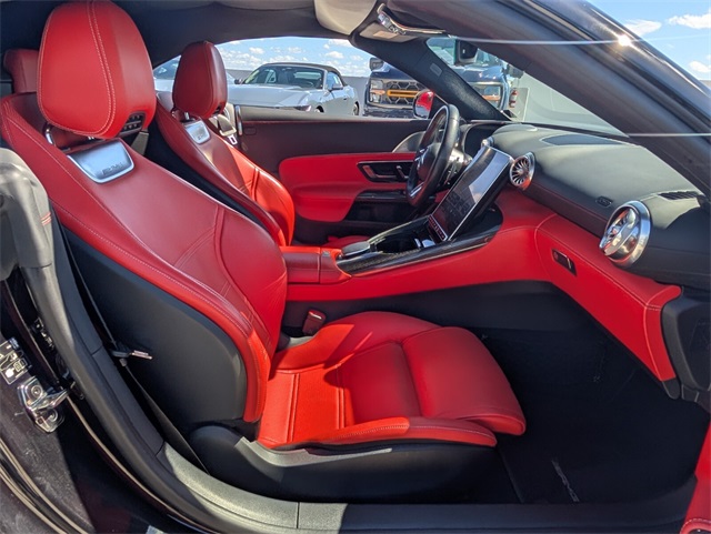 Used 2024 Obsidian Black Metallic Mercedes-Benz SL 43 AMG® image 15
