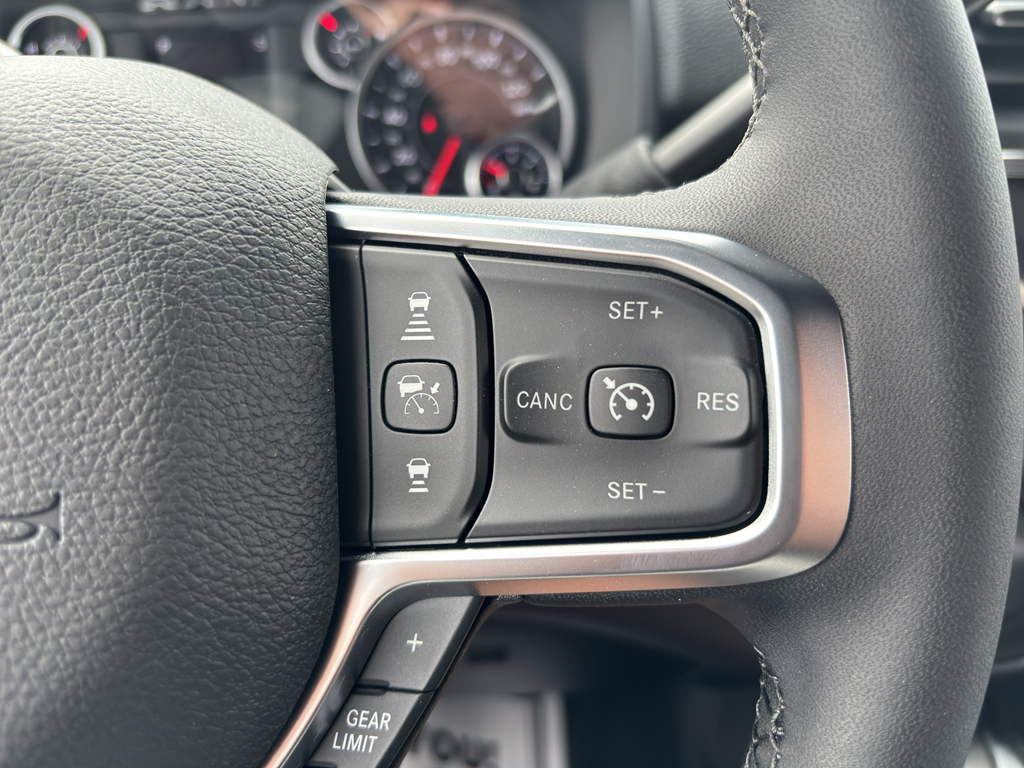 2026 Ram 2500 Big Horn photo 39