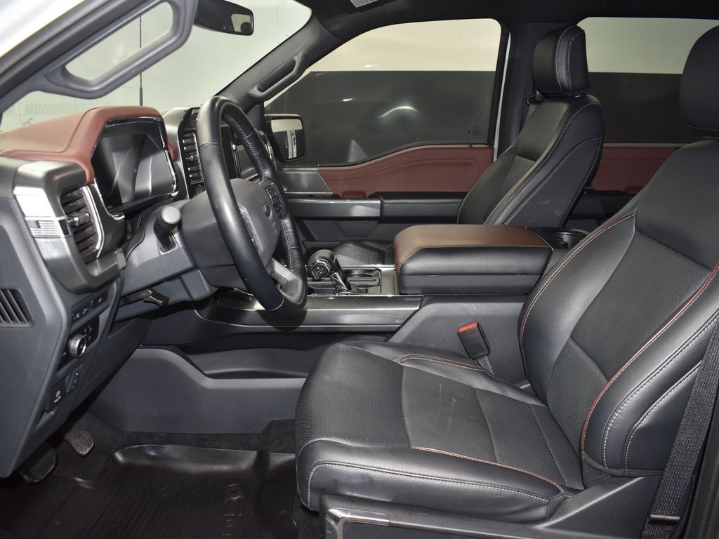 2023 Ford F-150 Lariat photo 12