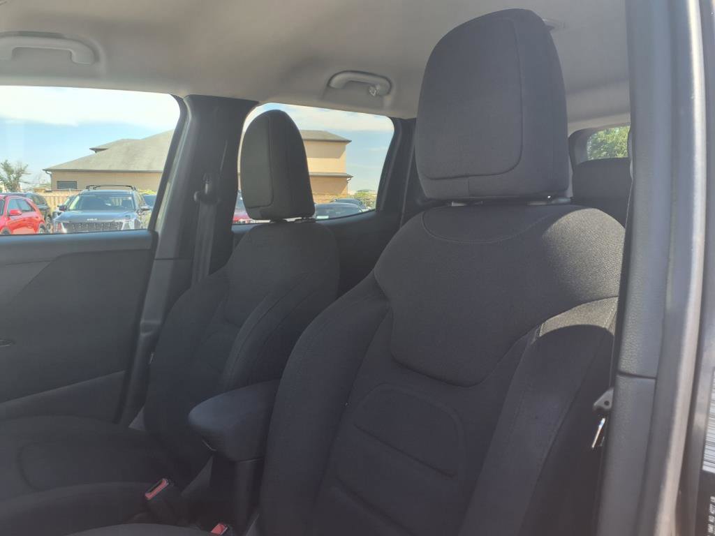 2018 Jeep Renegade Latitude photo 11