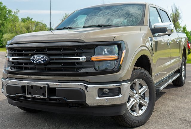2025 Ford F-150 XLT's photo