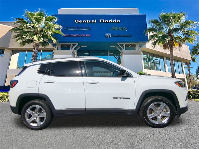 2024 Jeep Compass North Edition Latitude photo 4