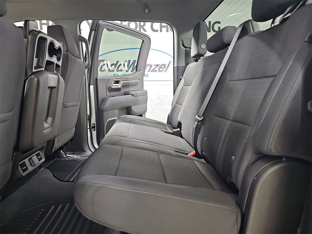 2022 Chevrolet Silverado 1500 LT photo 12