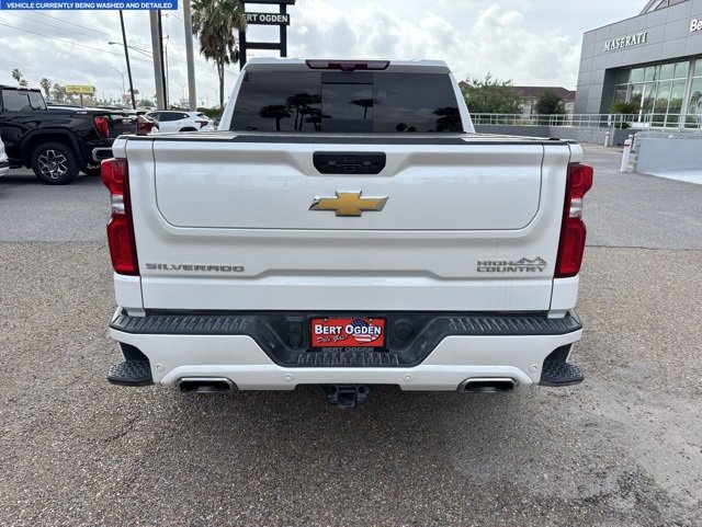 2024 Chevrolet Silverado 1500 High Country photo 4