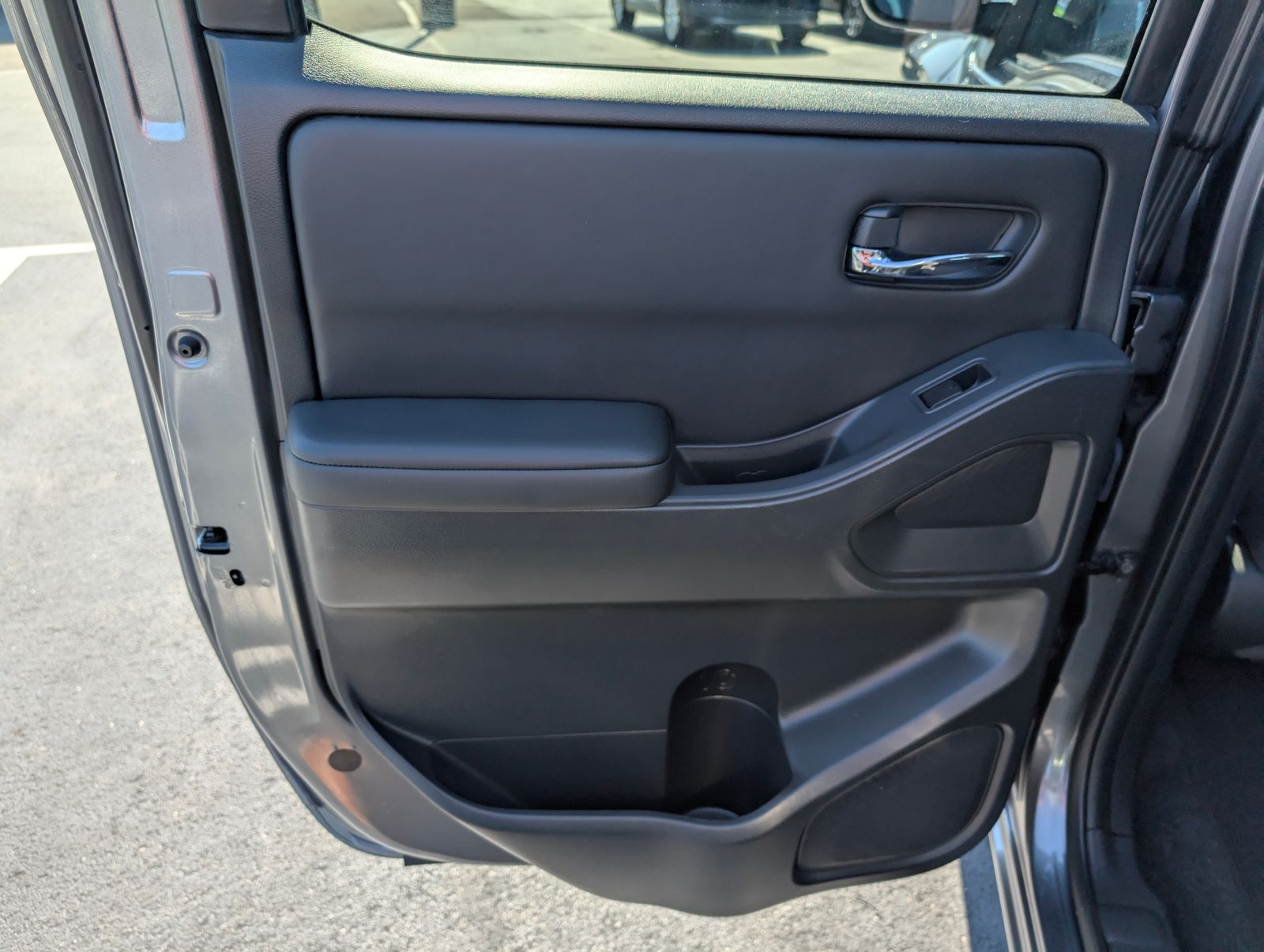 2023 Nissan Frontier SV photo 24
