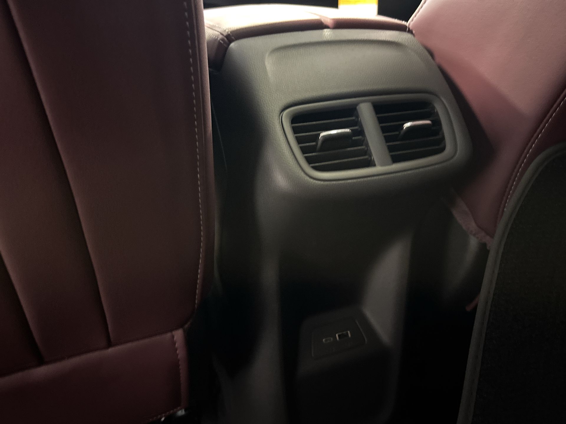 2025 Buick Envision Sport Touring photo 2