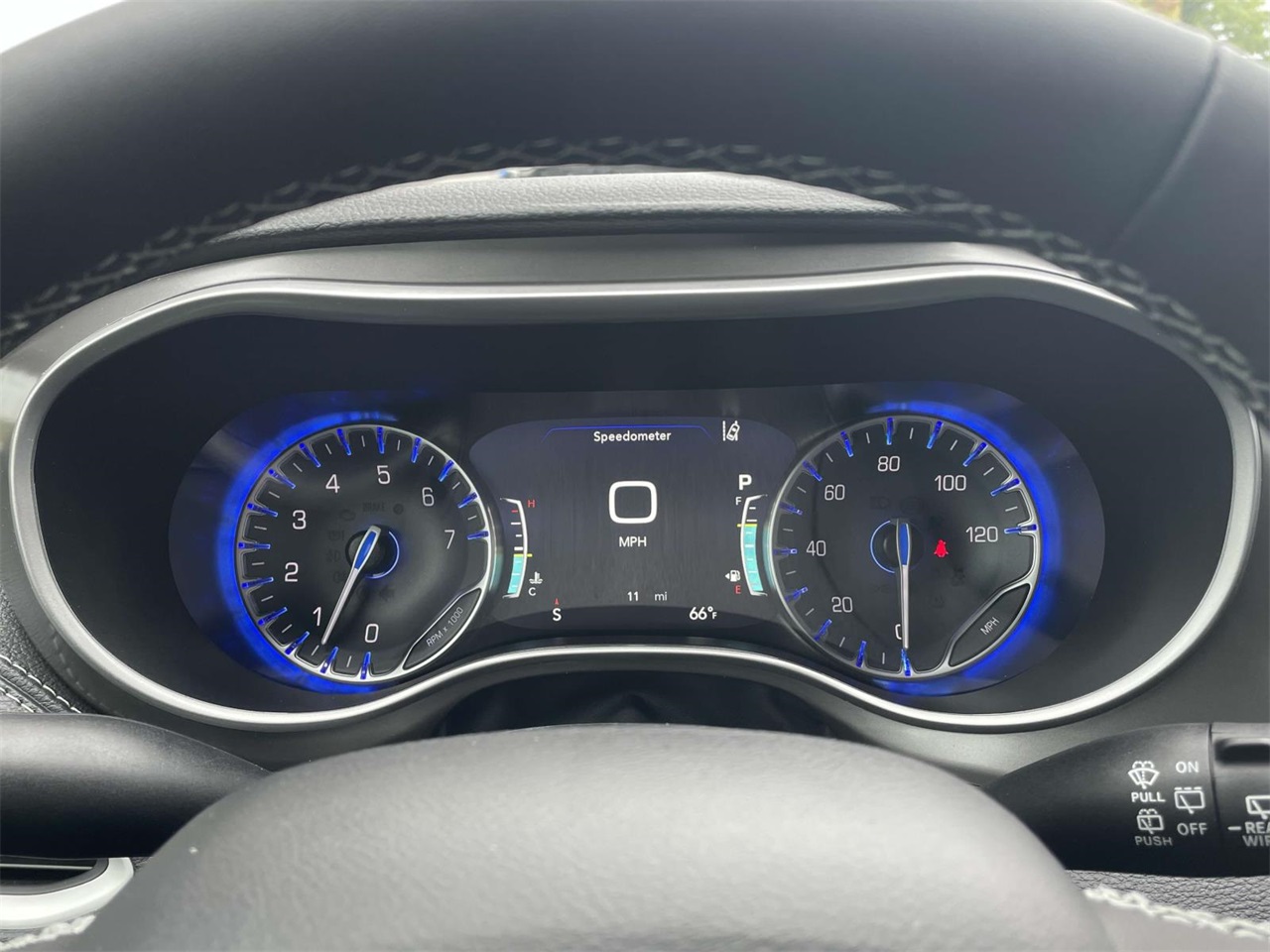 2026 Chrysler Pacifica photo 13