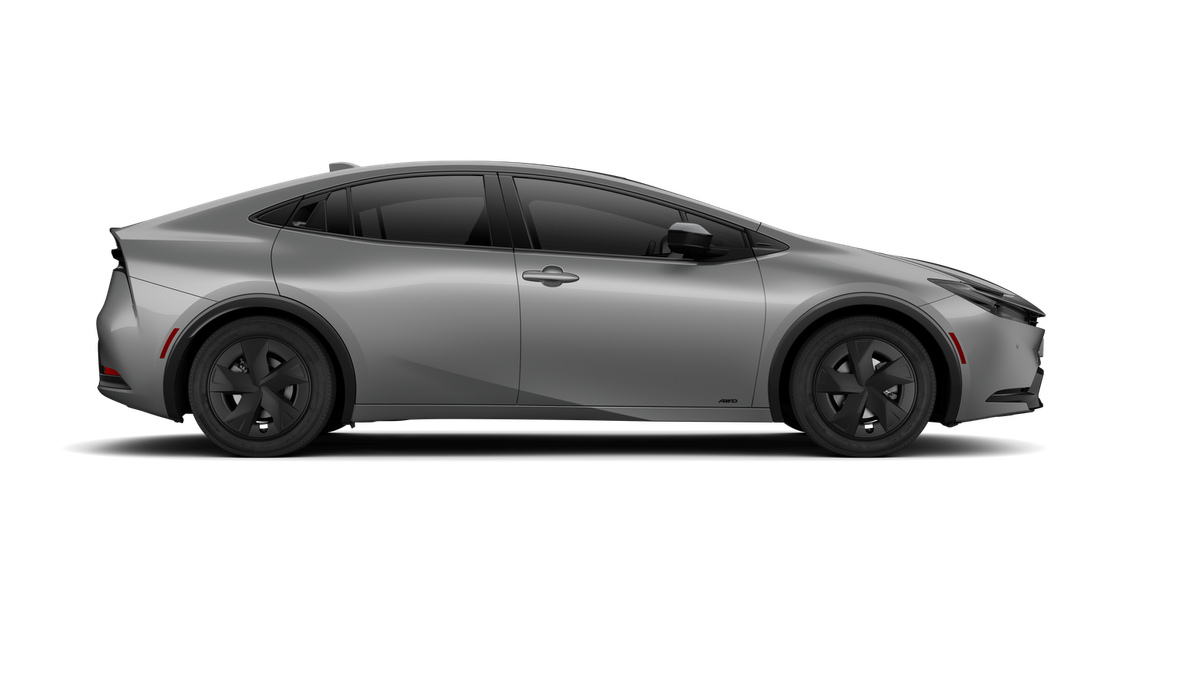 2025 Toyota Prius LE photo 12