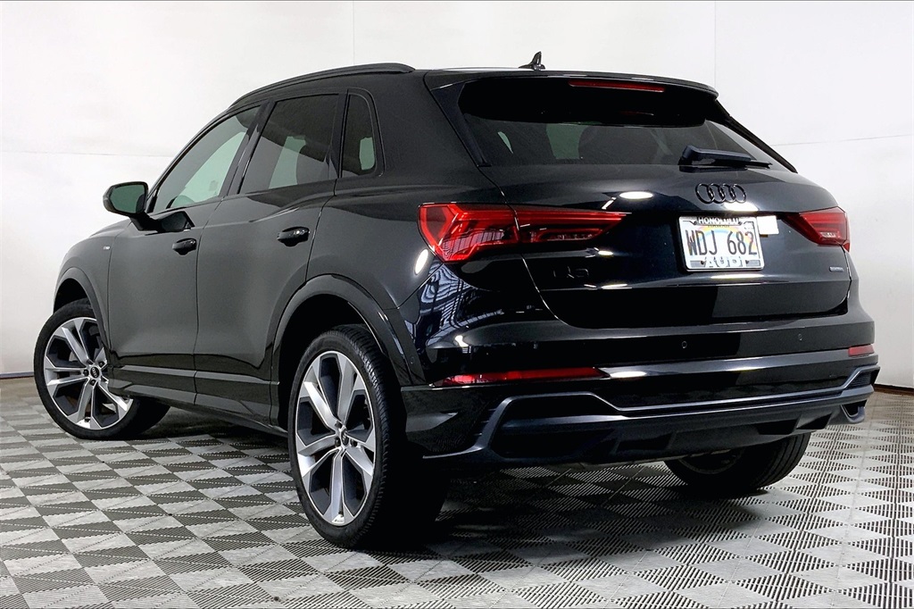 2021 Audi Q3 S line Premium Plus photo 13