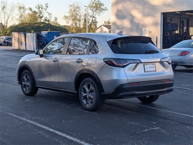2026 Honda HR-V LX photo 8