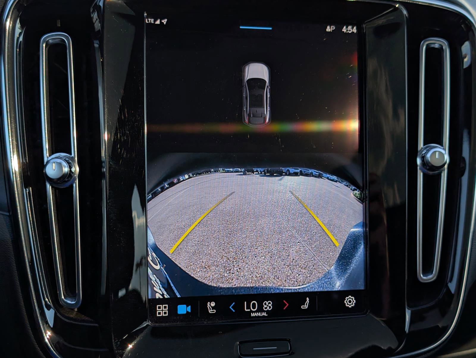 2023 Volvo C40 Recharge Ultimate photo 16