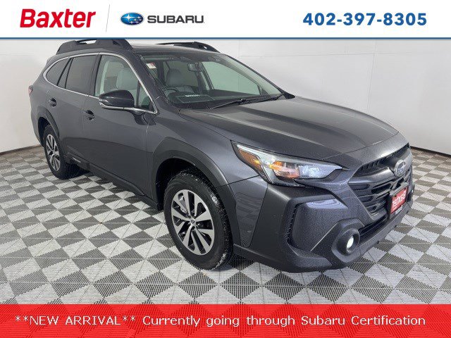 2025 Subaru Outback Premium's photo