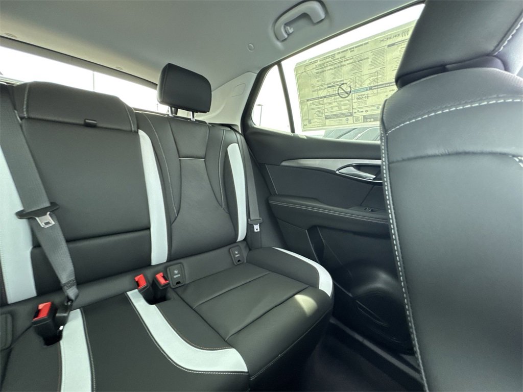 2025 Buick Envision Sport Touring photo 14