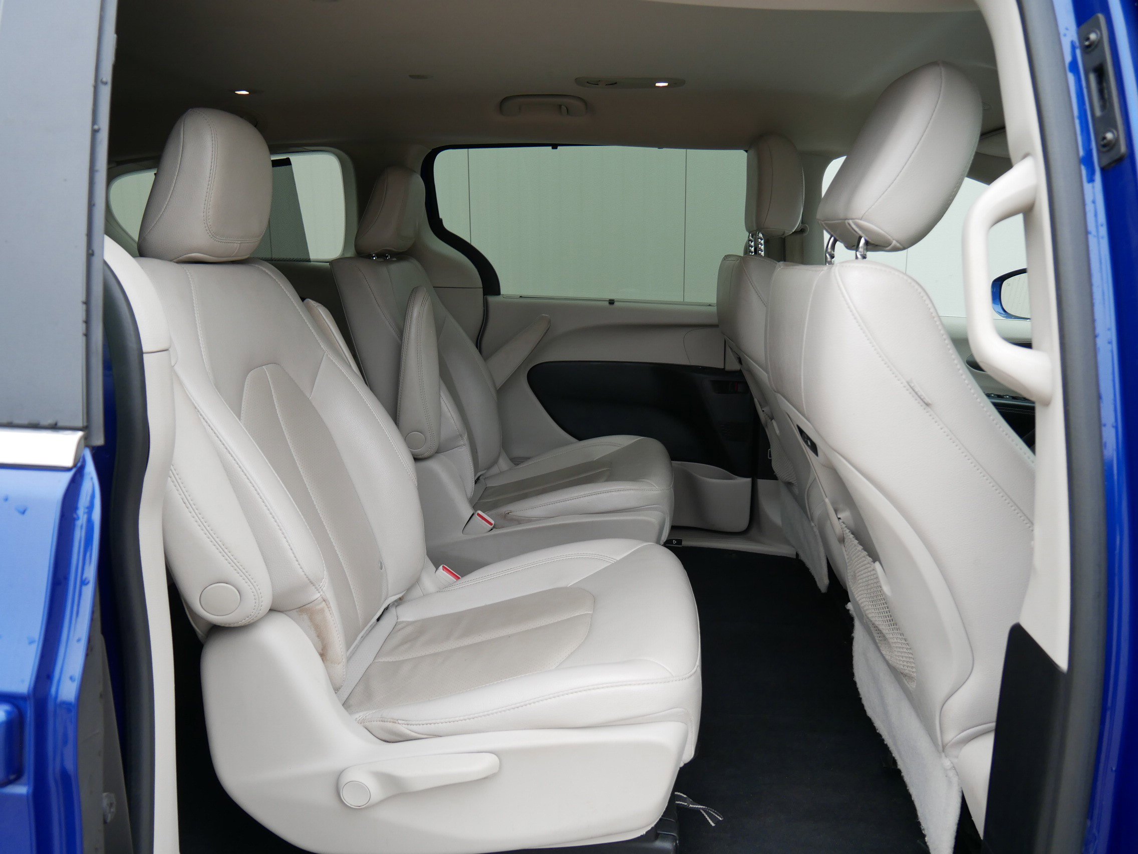 2021 Chrysler Pacifica Hybrid Touring L photo 13