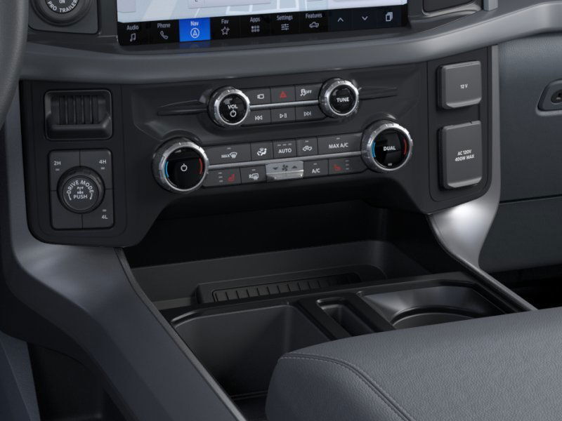 2025 Ford F-150 XLT photo 13