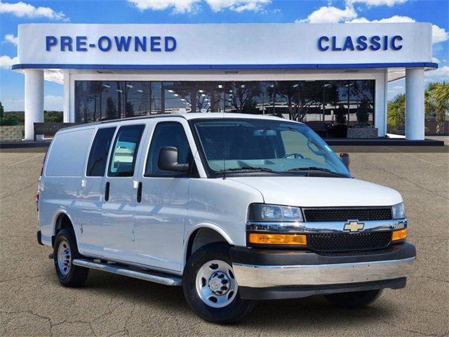 2024 Chevrolet Express Cargo Work Van's photo