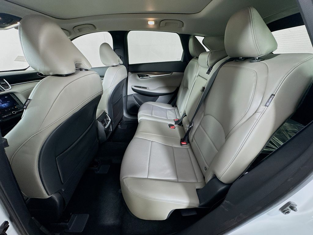 2025 Infiniti QX50 Luxe photo 27