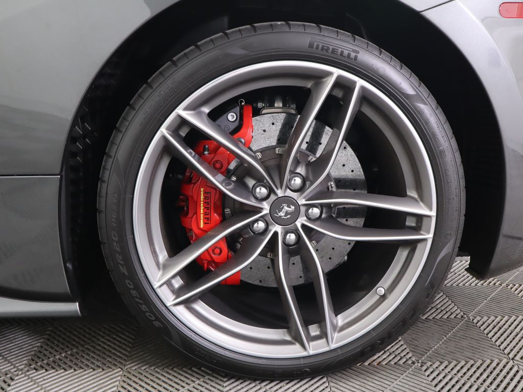 2019 Ferrari 488 GTB photo 25