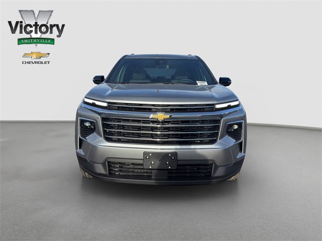 2026 Chevrolet Traverse photo 2