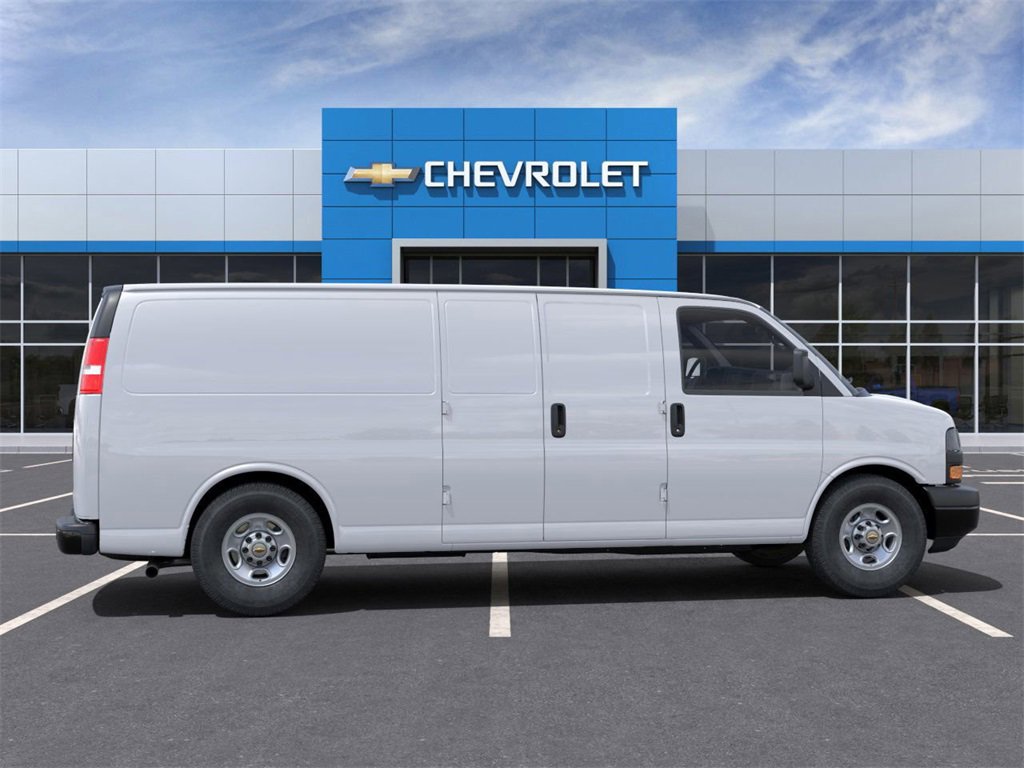 2024 Chevrolet Express Cargo 2500 photo 5
