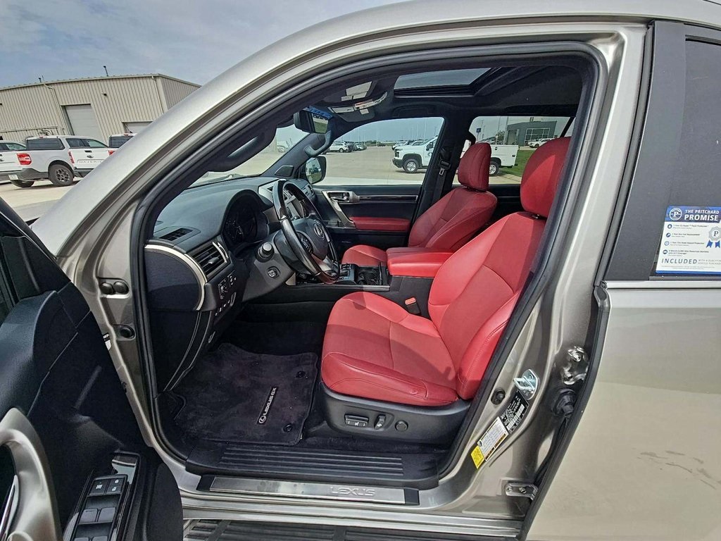 2021 Lexus GX 460 Premium photo 3