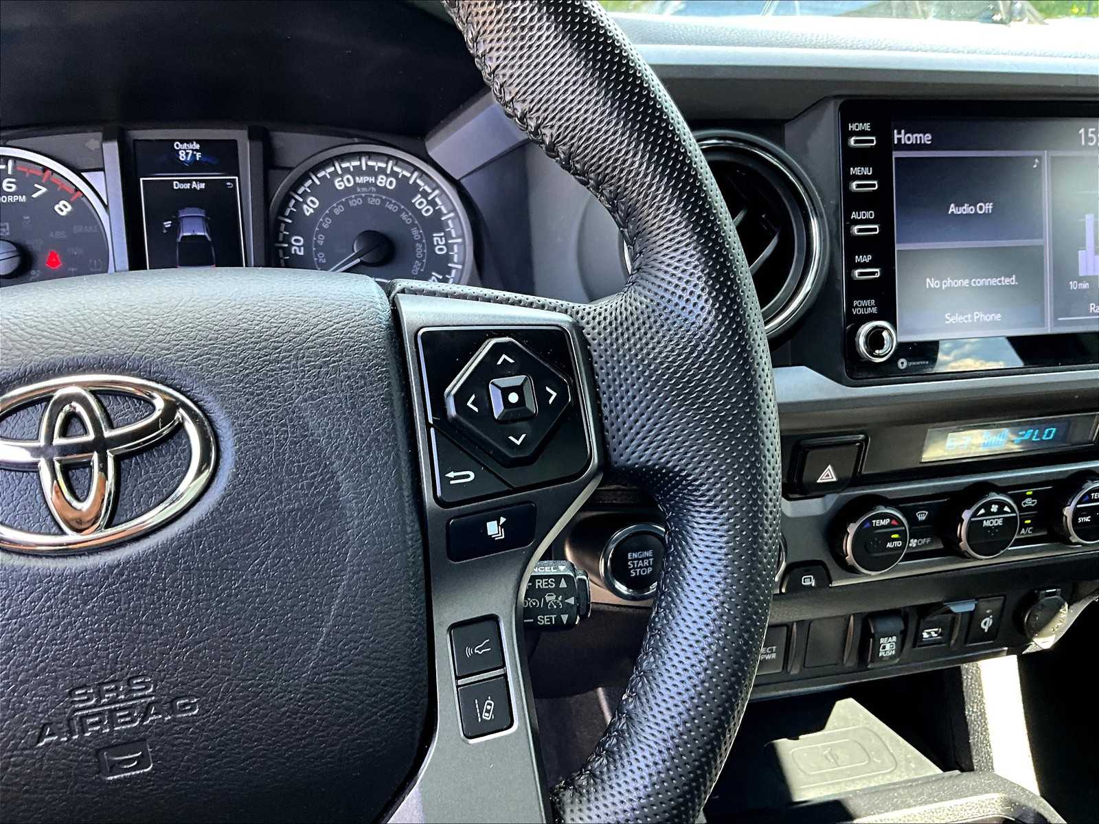 2023 Toyota Tacoma TRD photo 23