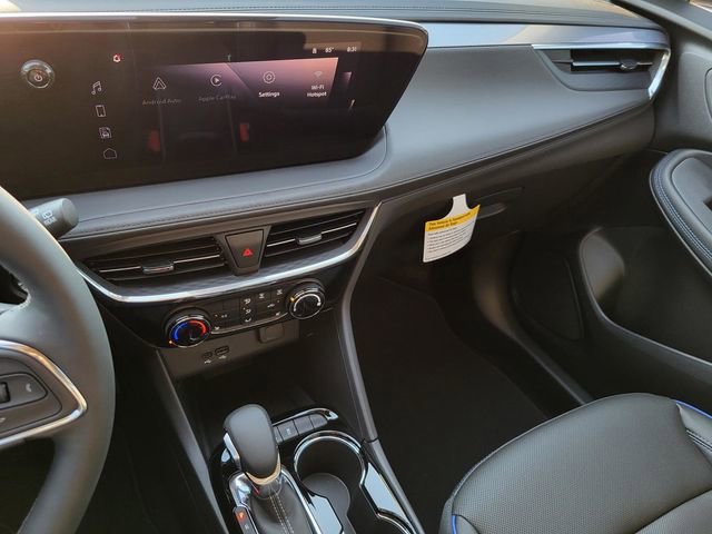 2026 Buick Encore GX Sport Touring photo 2