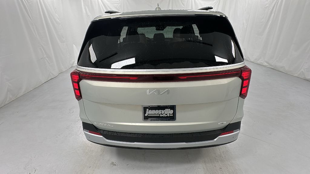 2026 Kia Carnival EX photo 4