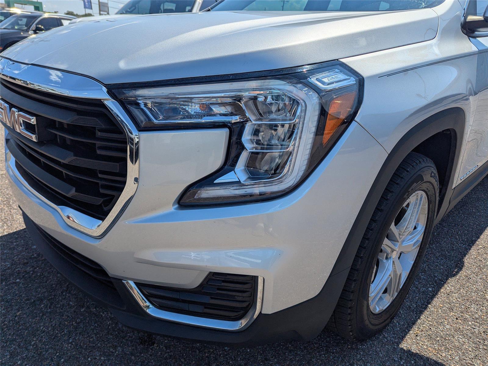 2022 Gmc Terrain SLE photo 9
