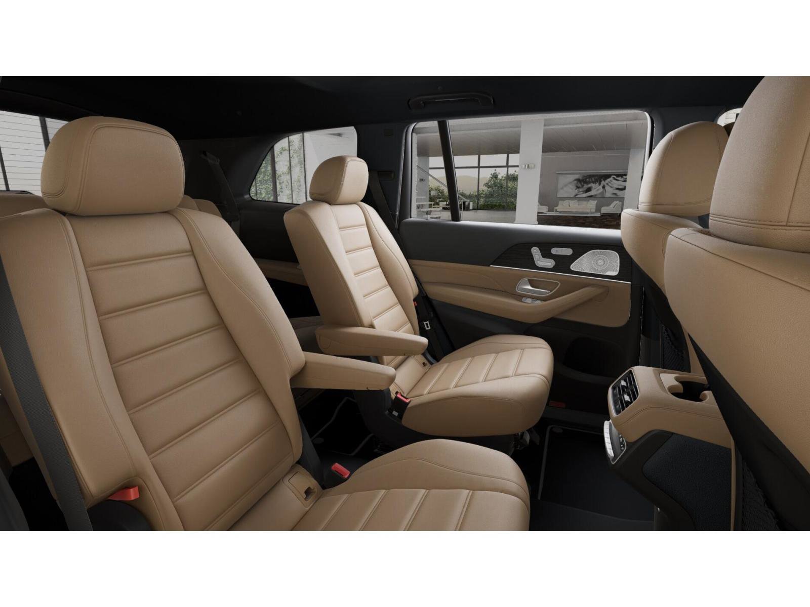 2026 Mercedes Benz GLS 450 4MATIC photo 5