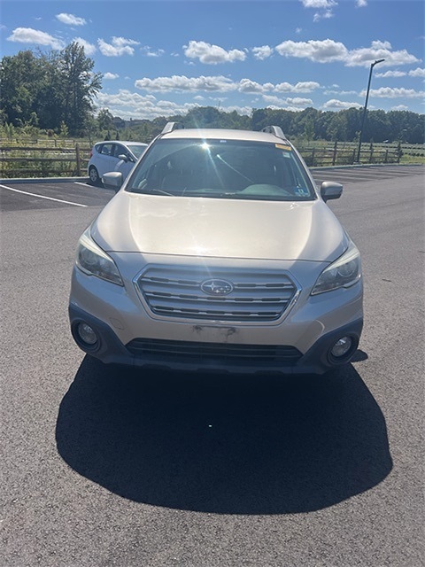 2016 Subaru Outback 2.5i Premium photo 2