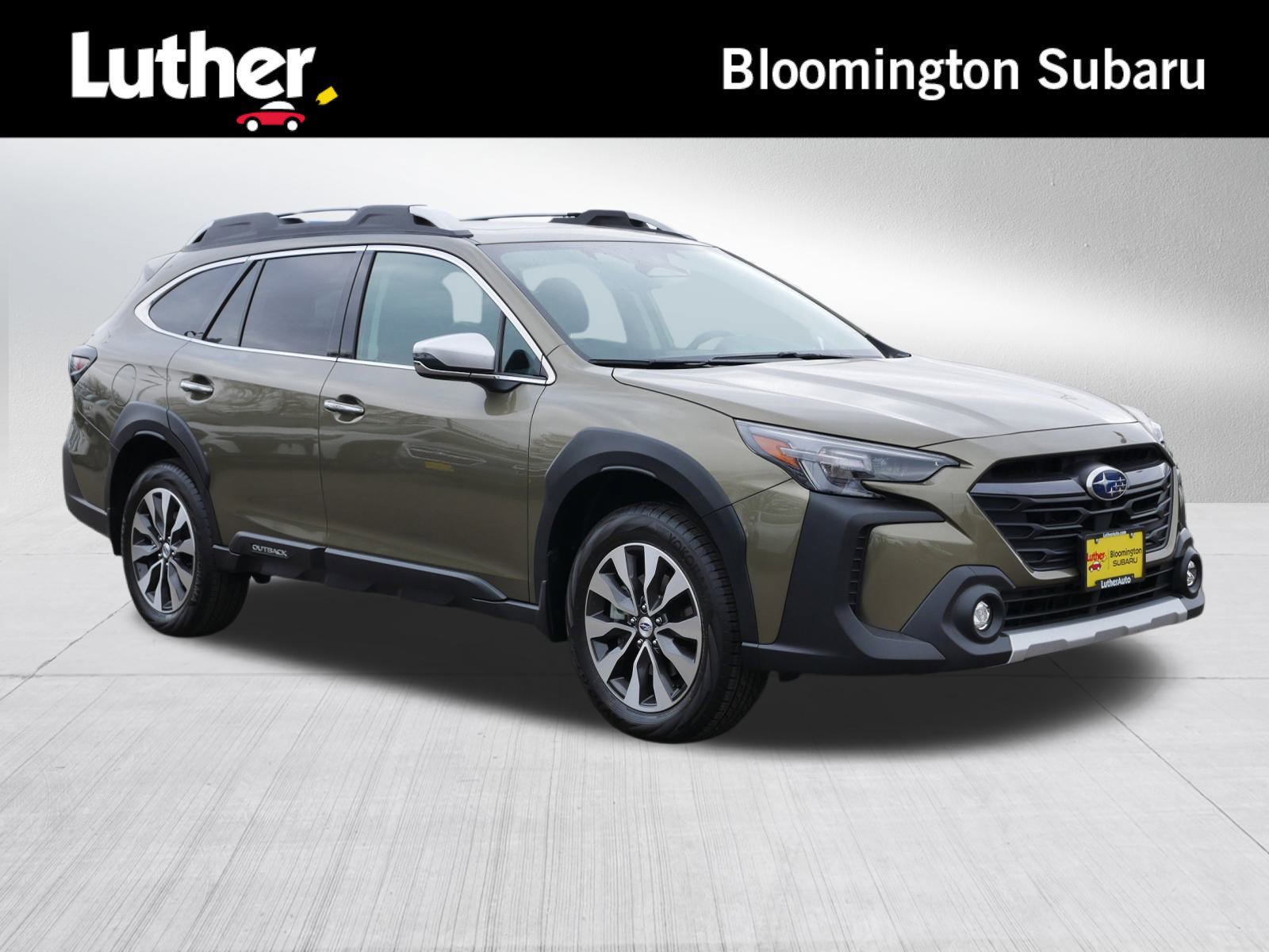 2025 Subaru Outback Touring's photo