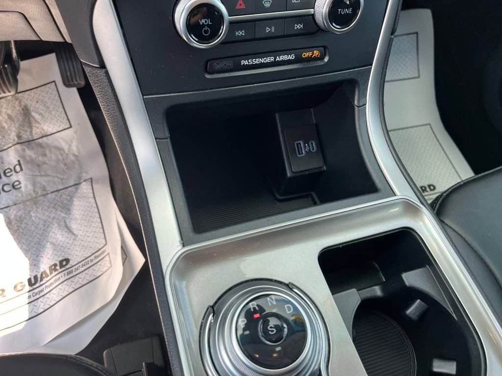 2024 Ford Edge SEL photo 14