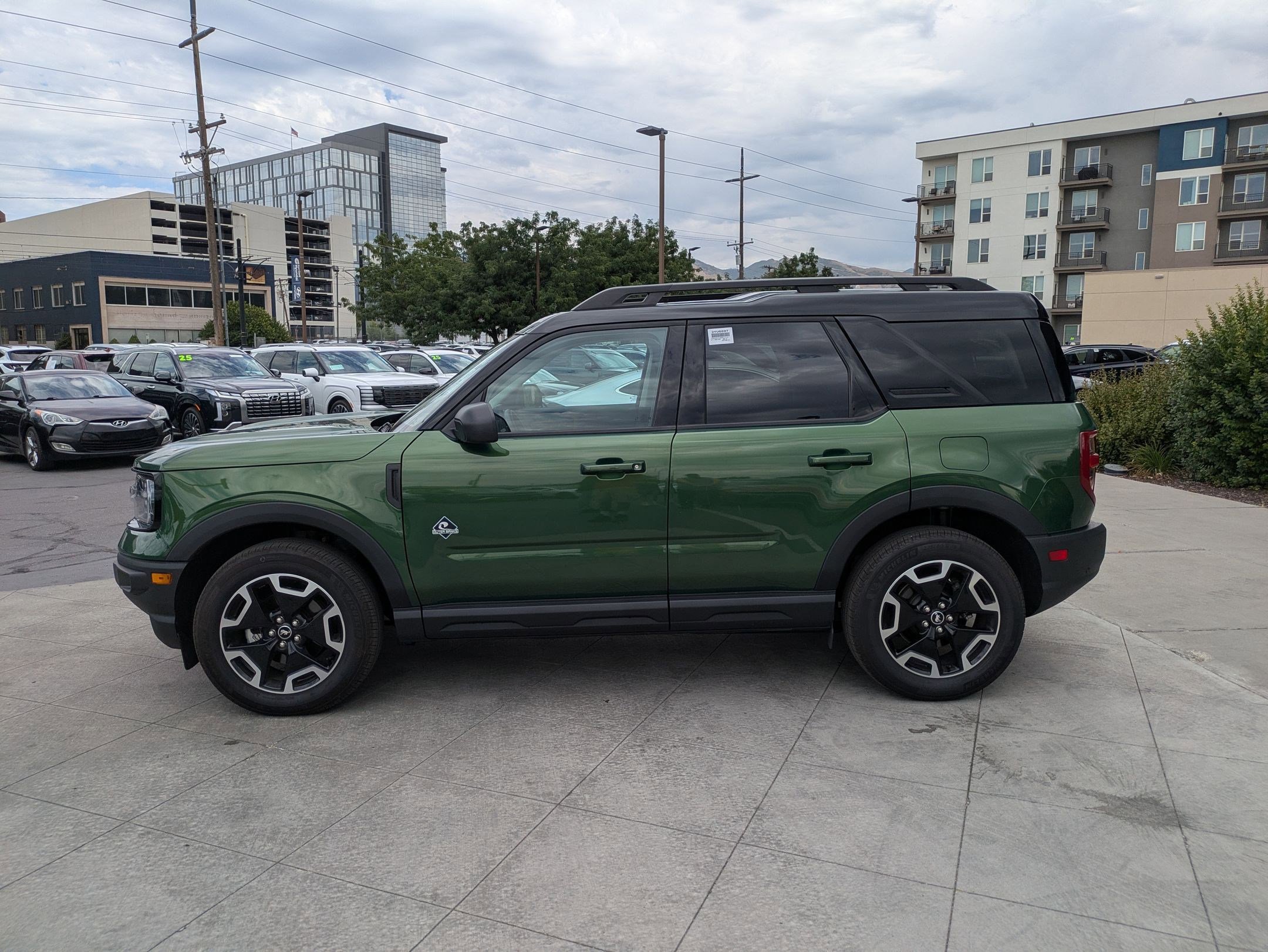 2024 Ford Bronco Sport Outer Banks photo 3