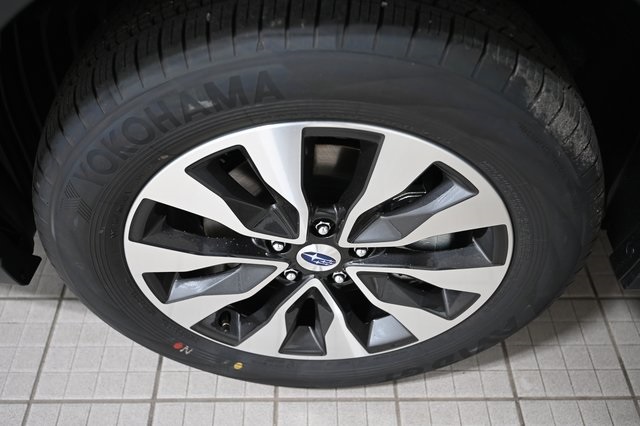 2025 Subaru Outback Limited photo 15