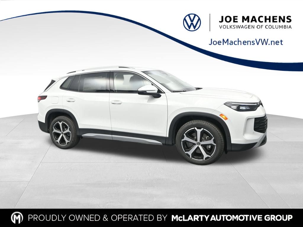 2026 Volkswagen Tiguan SE's photo