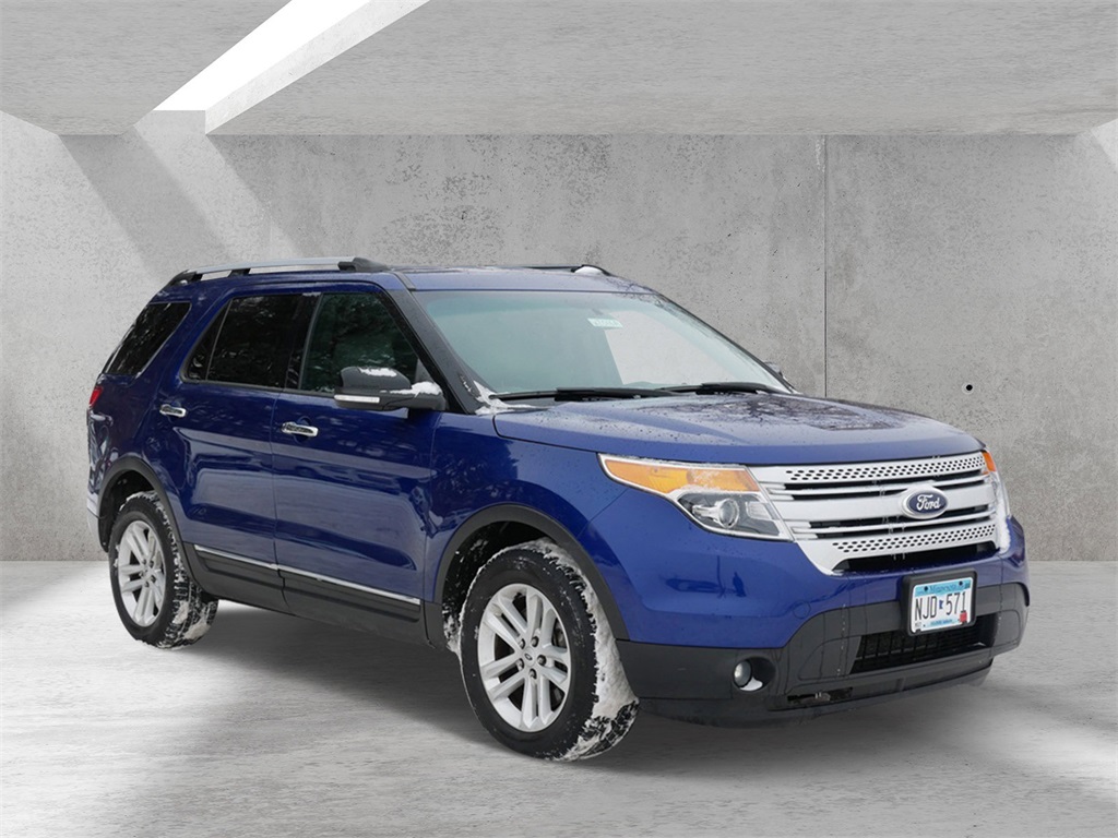 2015 Ford Explorer XLT's photo
