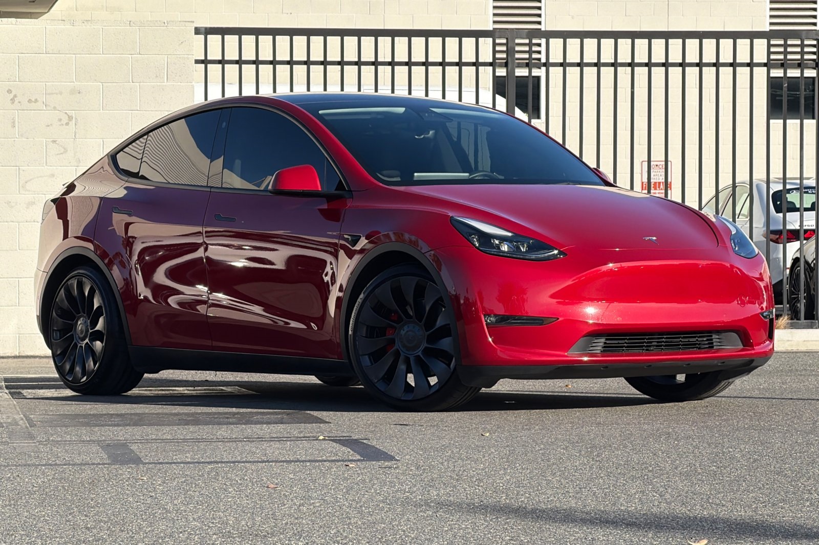 Used 2022 Tesla Model Y Performance with VIN 7SAYGDEF1NF347500 for sale in Northfield, Minnesota