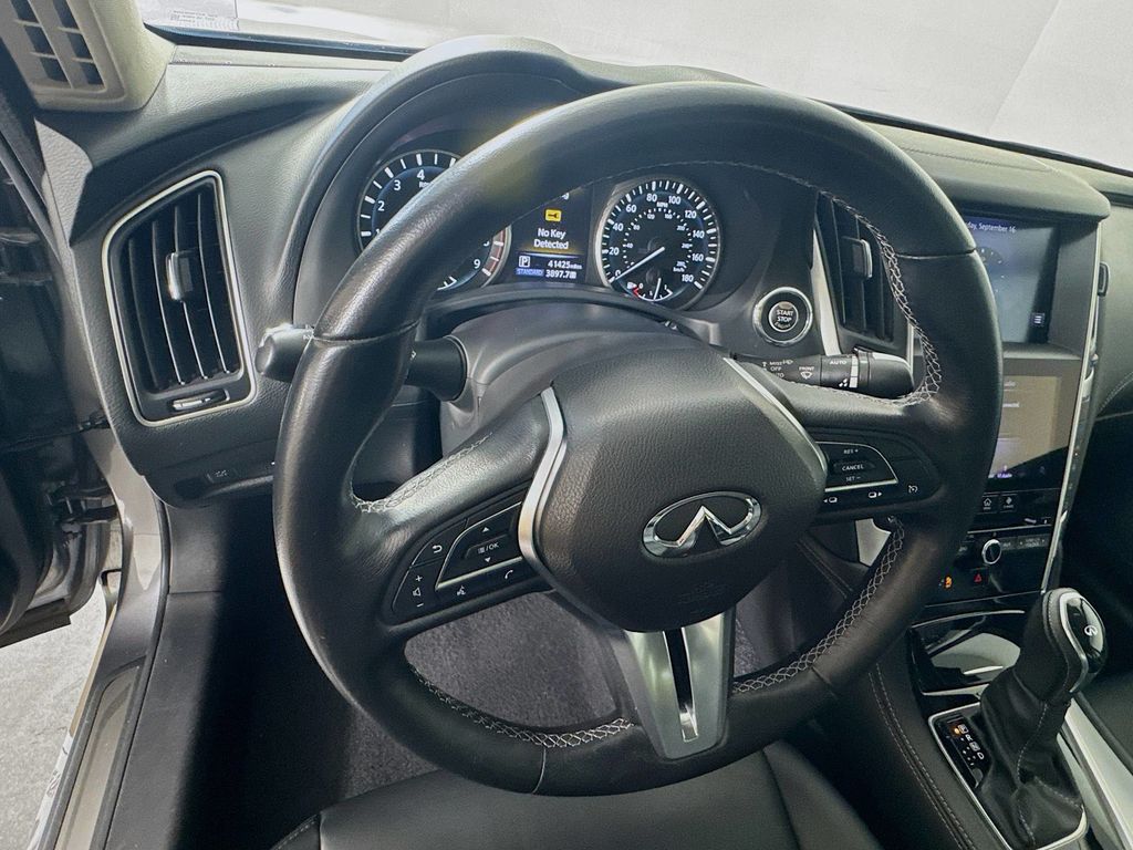 2020 Infiniti Q50 3.0t LUXE photo 11