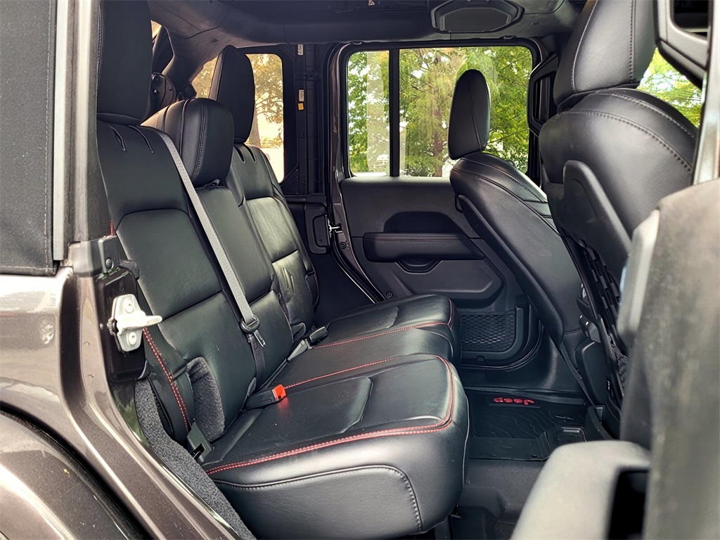 2021 Jeep Wrangler Unlimited Rubicon photo 14