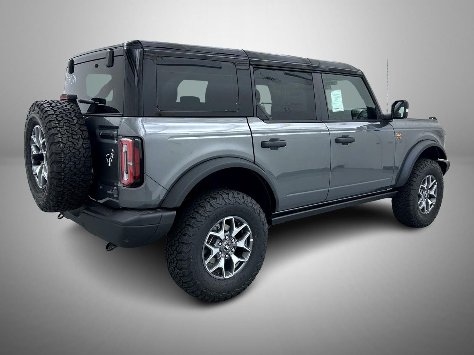 2025 Ford Bronco Badlands photo 5