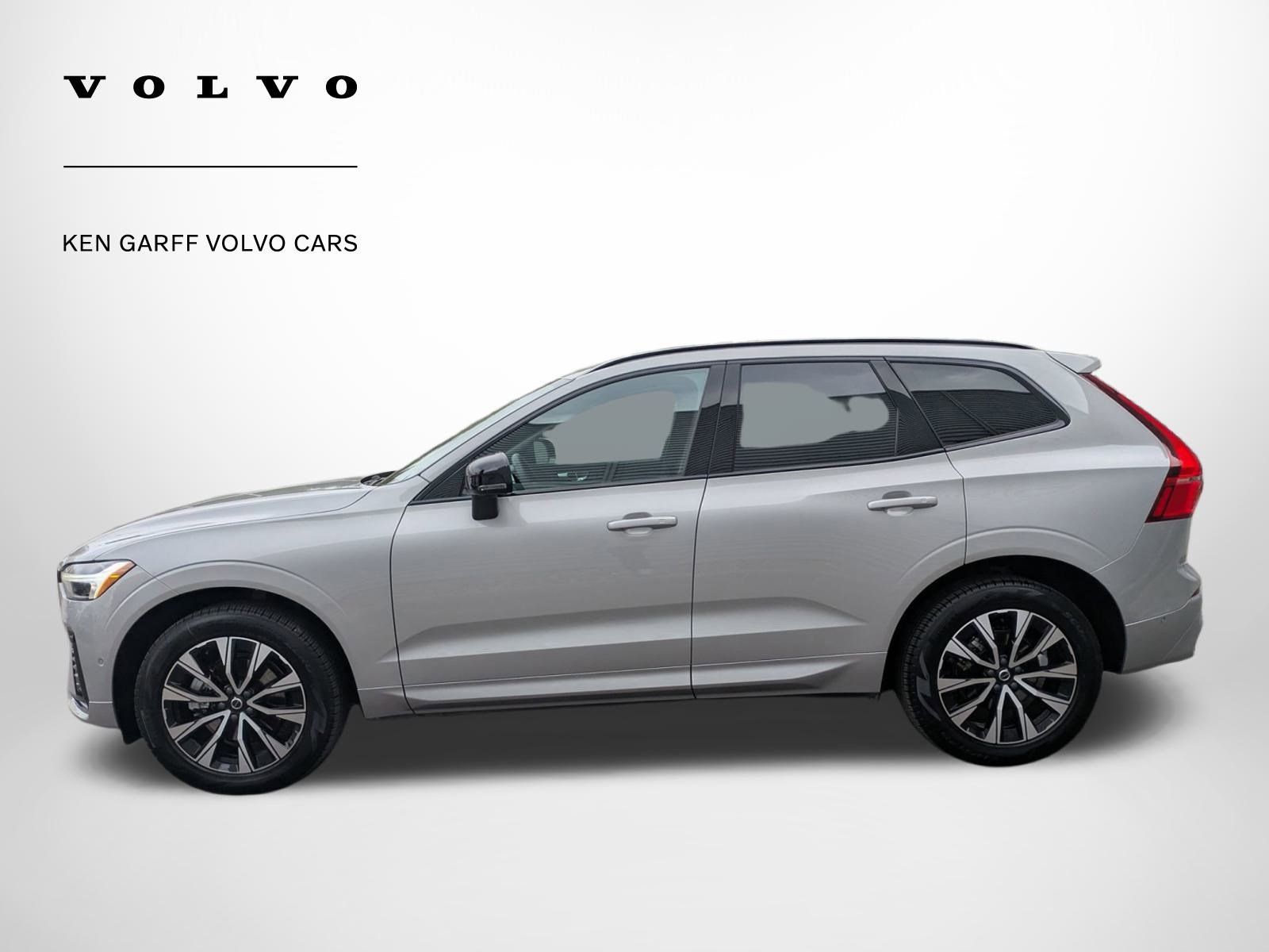 2025 Volvo XC60 Plus photo 6