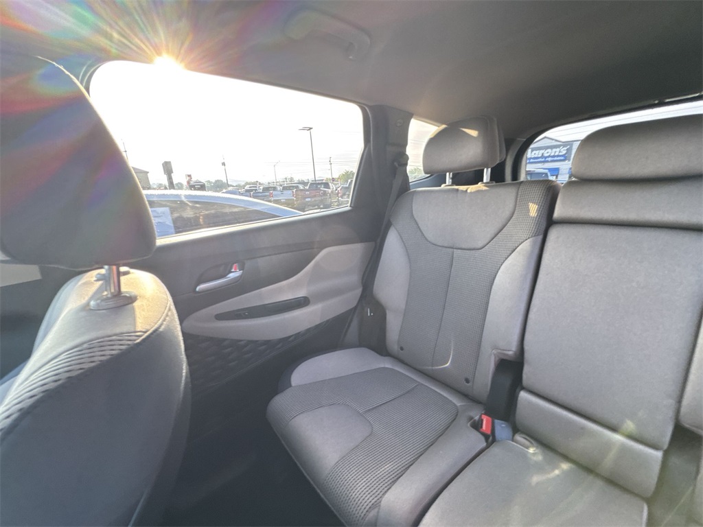 2022 Hyundai Santa Fe SEL photo 12