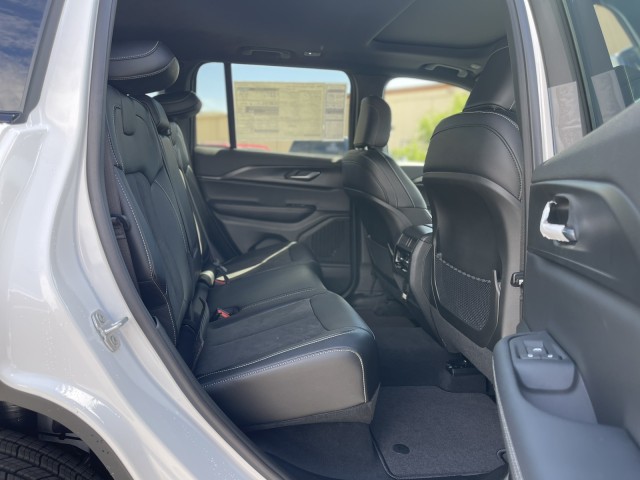 2024 Jeep Grand Cherokee Altitude X photo 8