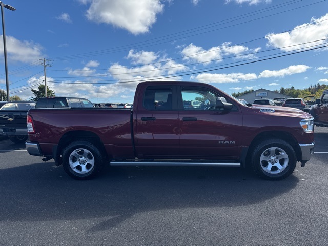 2019 Ram 1500 Tradesman photo 2