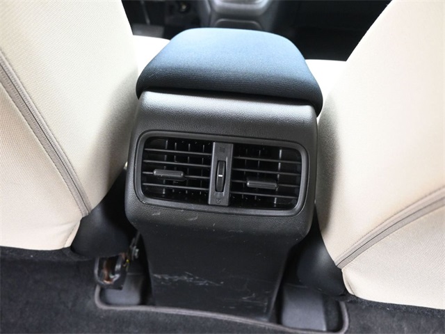 2015 Honda CR-V LX photo 22