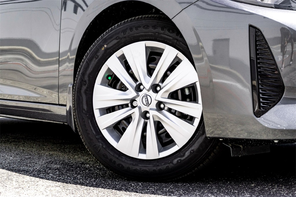 2025 Nissan Sentra S photo 2