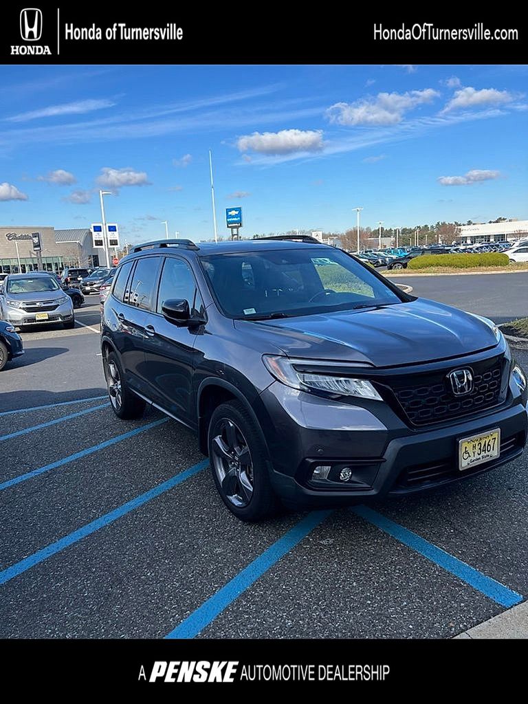2021 Honda Passport Touring's photo
